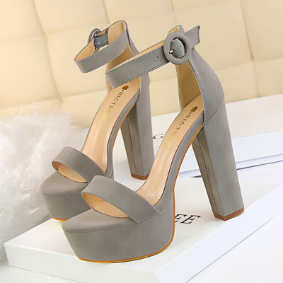 8bc64466fc9f0eea94c917c4ebfb5467
